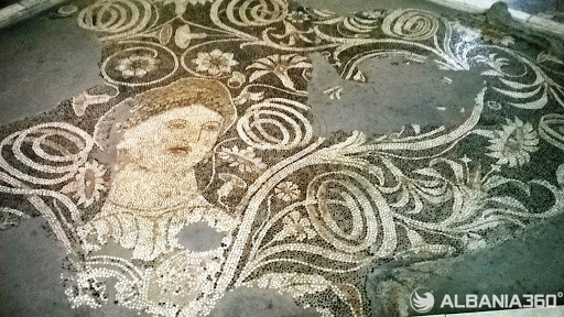 Dea, the belle of Durres, bukuroshja e Durresit