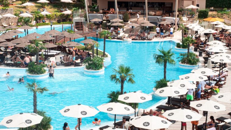 240398028 2164024697085788 2416244944671229745 n