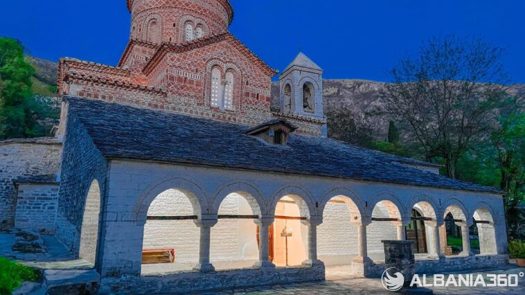 Labova e Siperme - Upper Labova