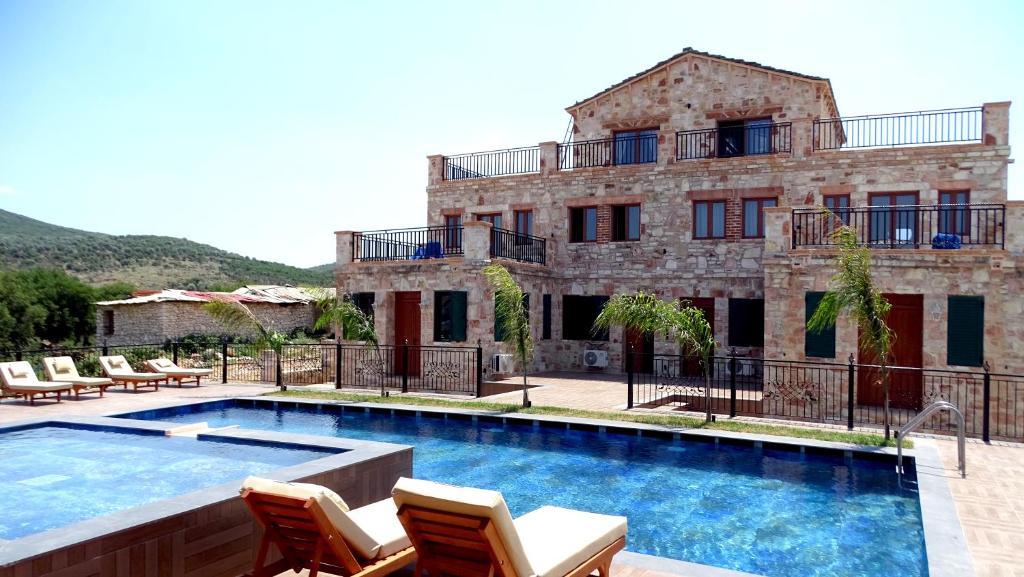 Top 15 hotels in Ksamil, Albania 24 Limni Resort