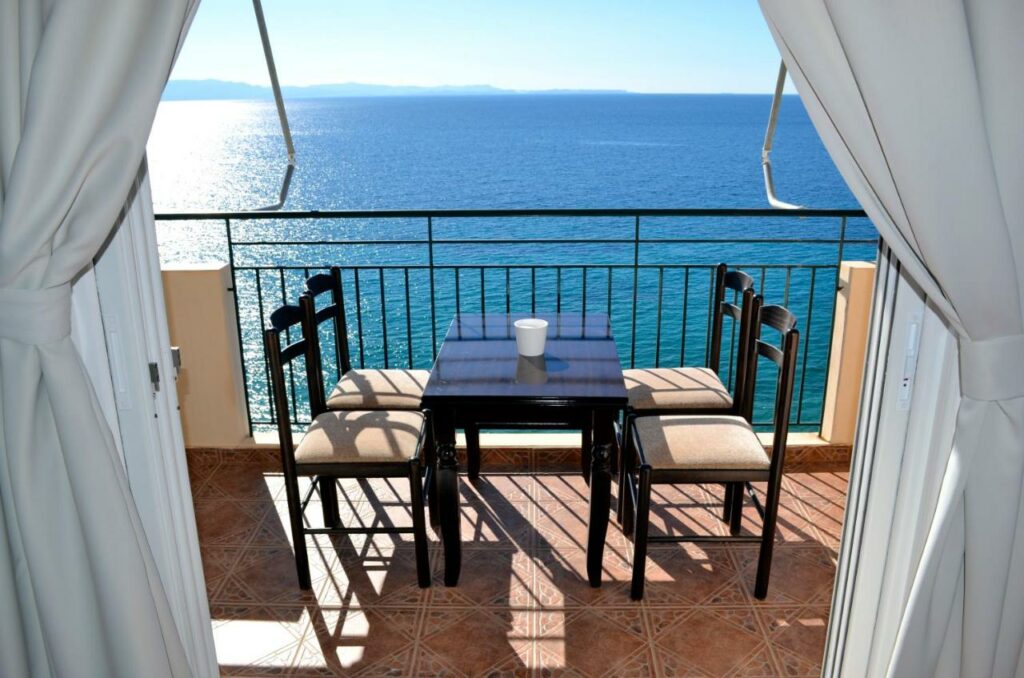 Villa Panorma, Qeparo