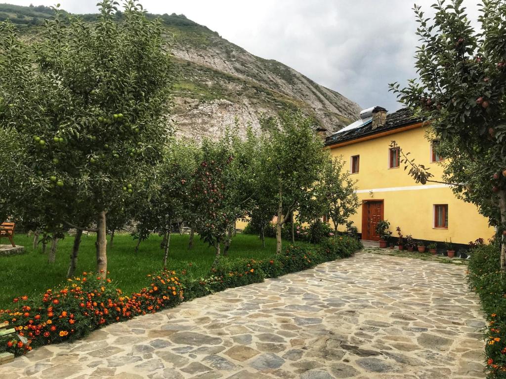 Guesthouse Sabriu