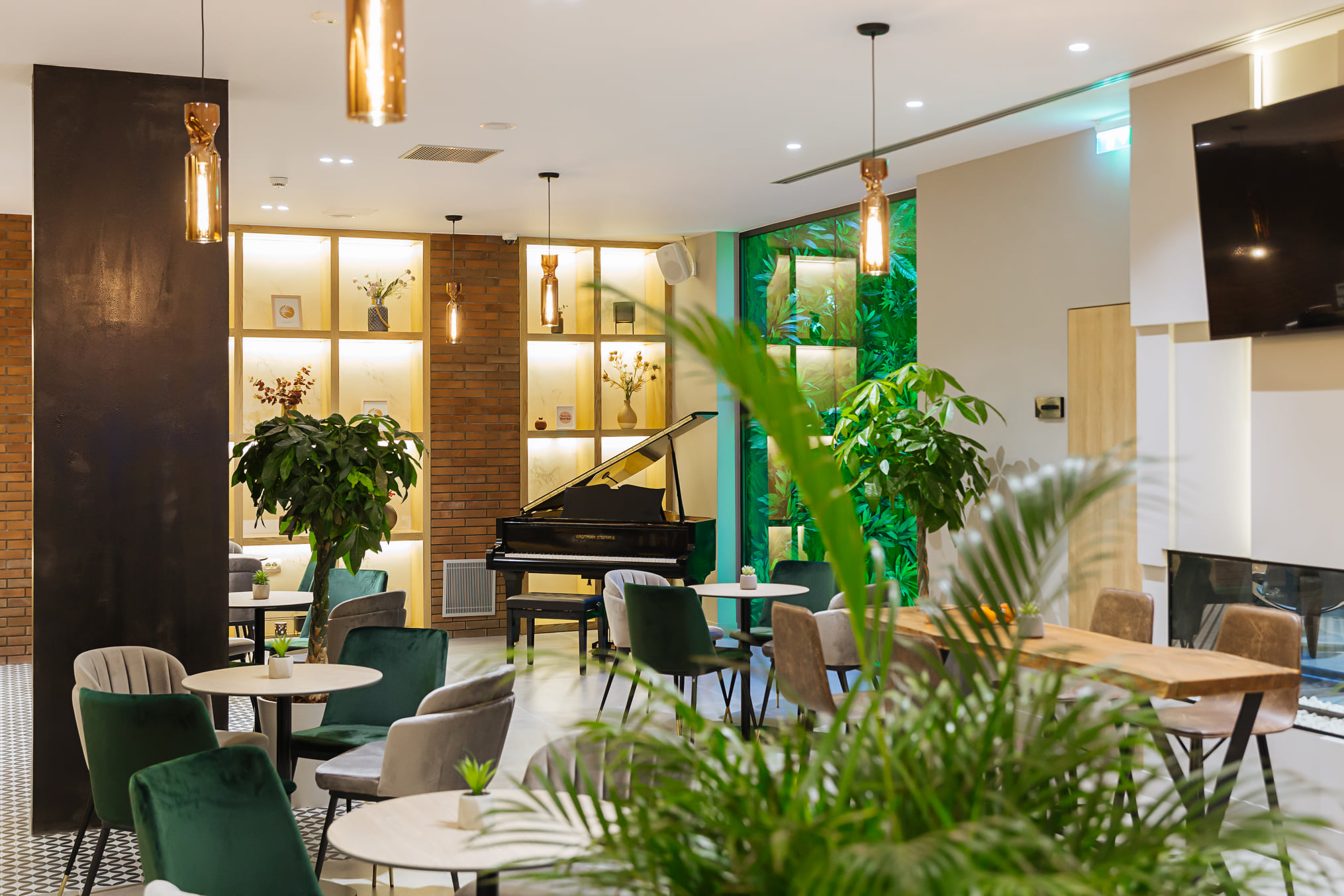 Don't make these 12 mistakes when visiting Korce, Albania 17 Park Plazza Hotel