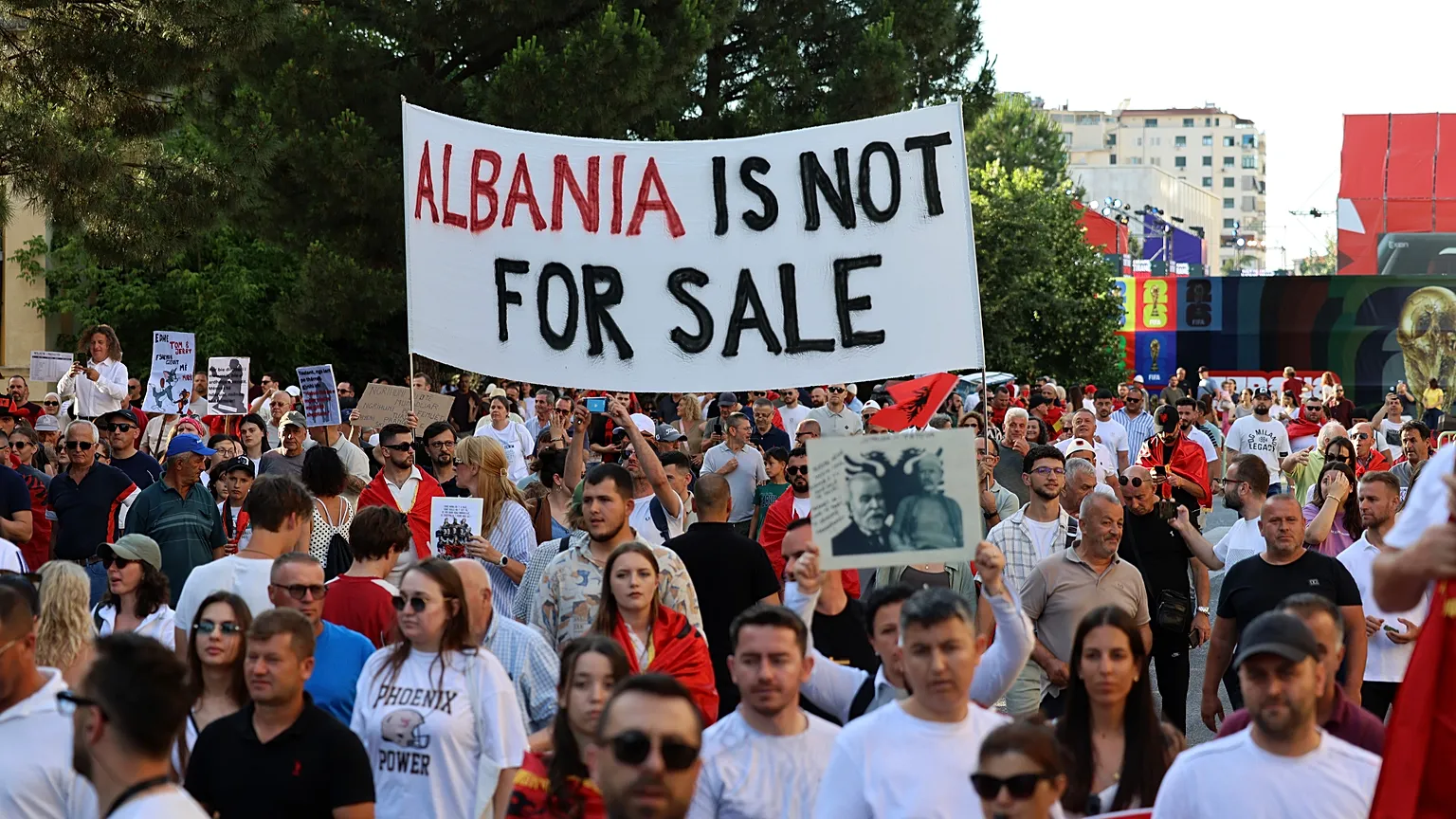 Why Are Albanians Protesting for 30 Days in a Row? Understanding the "Flamingo Revolution" 15 1536x864 cmsv2 1c71c853 4aab 564c bb24 d6a93c8b500c 9797592.jpg