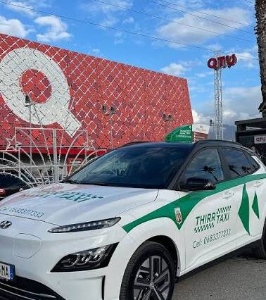 Komplett guide till att ta sig runt i Tirana 14 taxibilar i Tirana