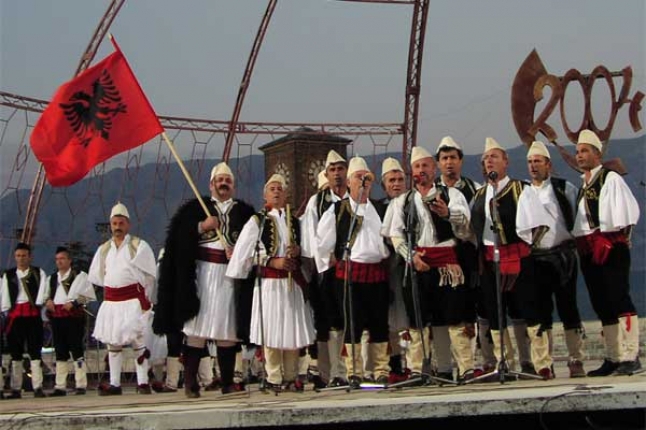 izopilifonija flamur 1